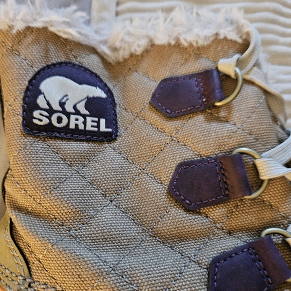 Sorel Women's Winter Snow Boots in  Tan W Purple&coral with Faux Fur Trim 8.5 - Picture 4 of 9